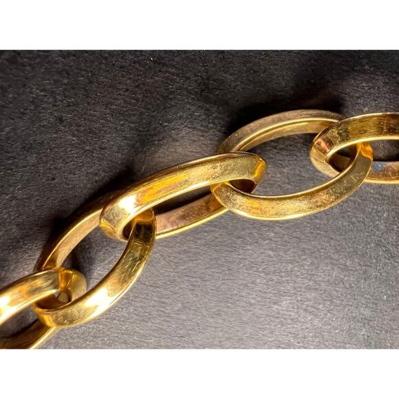 Yellow gold over bronze link bracelet 8 inches - Picture 2 of 10